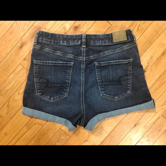 American Eagle High-waisted Shorts - Picture 2 of 4
